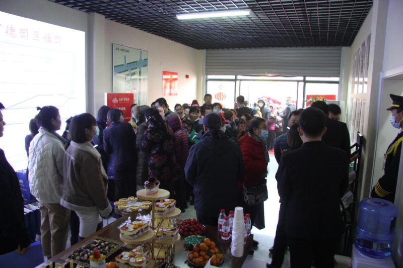 huge crowds of people，panic buying丨Direct attack on the hot opening scene of Longgang yudeyuan!