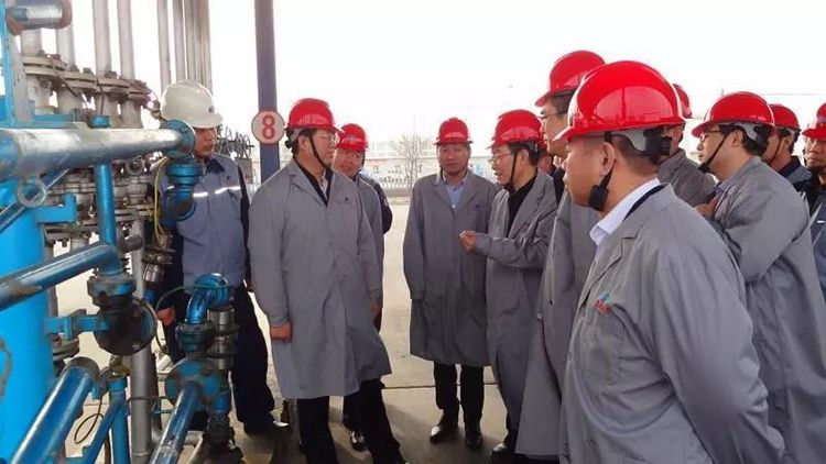 【頭條】17個(gè)檢查組查出99個(gè)重大安全隱患，山東17家企業(yè)停產(chǎn)，229家被處罰。