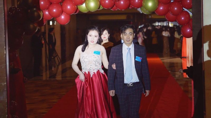 “凝心聚力 ·砥礪前行”— 龍港集團2020新春年會完美收官！