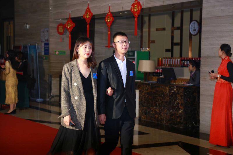 “凝心聚力 ·砥礪前行”— 龍港集團2020新春年會完美收官！