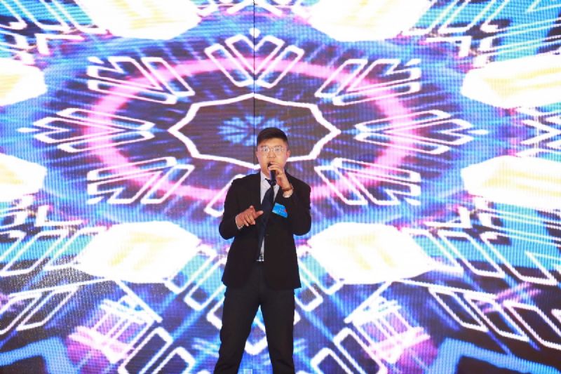 “凝心聚力 ·砥礪前行”— 龍港集團2020新春年會完美收官！