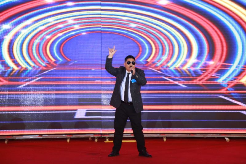 “凝心聚力 ·砥礪前行”— 龍港集團2020新春年會完美收官！