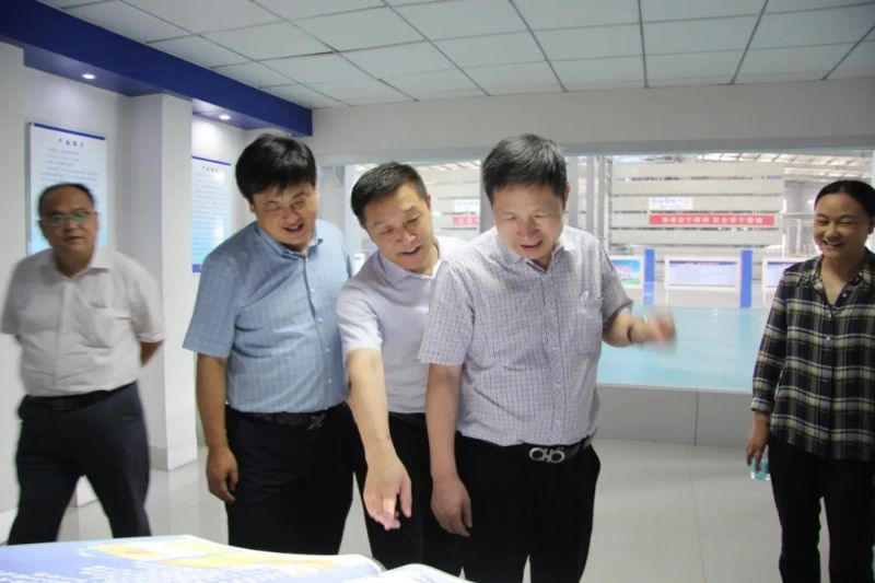 人才強(qiáng)企新高地：中國(guó)工程院王玉忠院士與龍港集團(tuán)簽訂合作協(xié)議