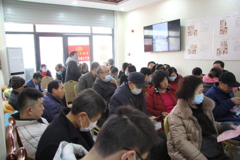 人山人海，瘋狂搶購(gòu)丨直擊龍港·育德園開(kāi)盤火爆現(xiàn)場(chǎng)！